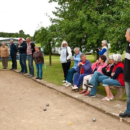 Camping En Vakantiewoning 'Ut Tumpke' Kessel  Esterno foto