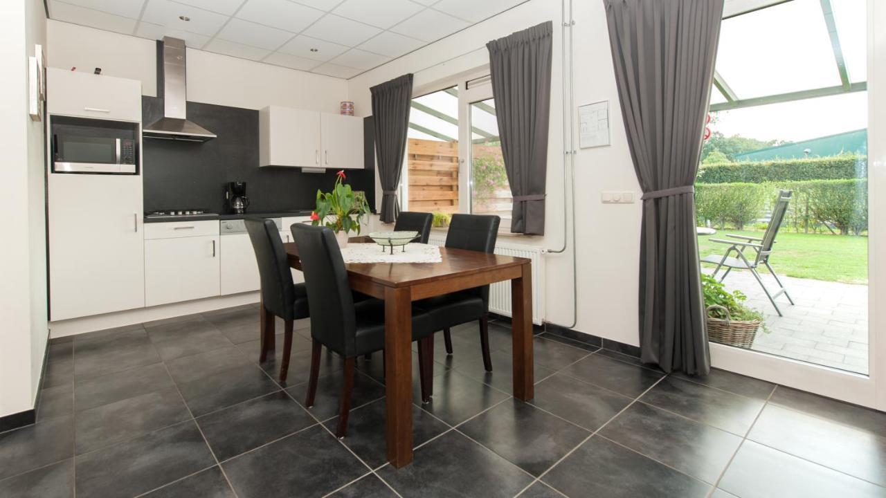 Camping En Vakantiewoning 'Ut Tumpke' Kessel  Esterno foto